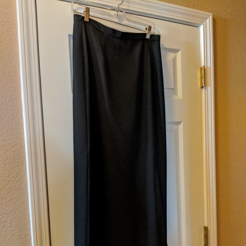 MORGAN TAYLOR BLACK EVENING SKIRT WITH SLIT